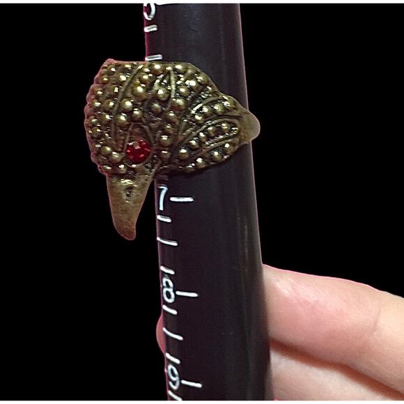 Gothic Stainless Steel Rocker Crow Bird Statement Ring Red Gemstone Size 6.5 - Picture 12 of 13